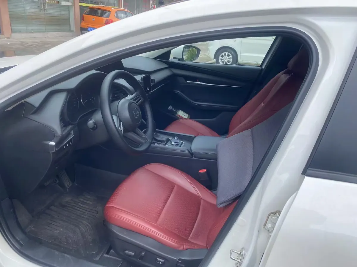 2023 Mazda 3 Axela 2.0L 158HP L4 6AT,autocango,china used car exporter,china ev exporter,chinese used car exporter,chinese used ev exporter