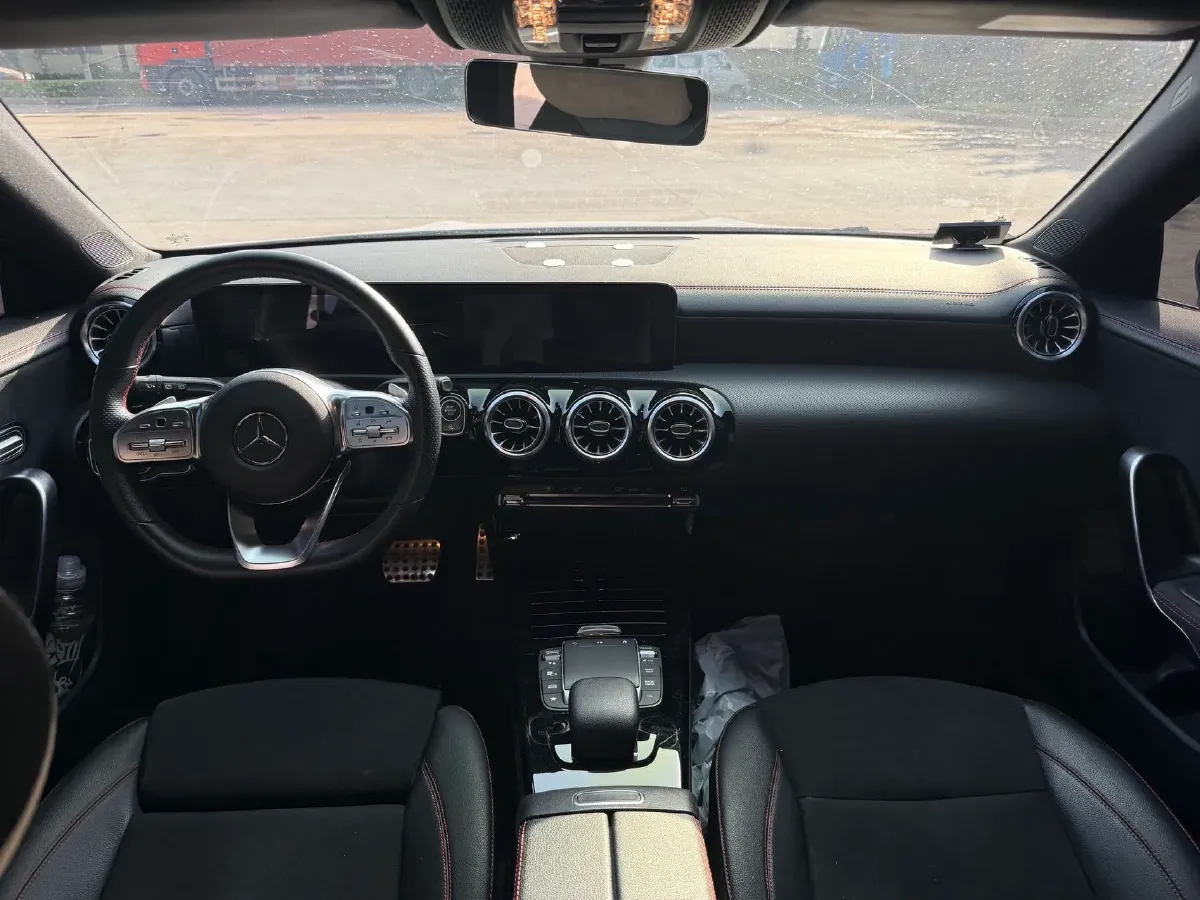 2022 Mercedes-Benz CLA Class 1.3T 163HP L4 7DCT,autocango,china used car exporter,china ev exporter,chinese used car exporter,chinese used ev exporter