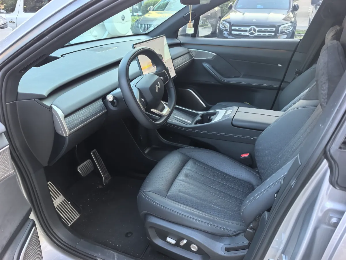 2024 ONVO L60 BEV 60KWH,autocango,china used car exporter,china ev exporter,chinese used car exporter,chinese used ev exporter