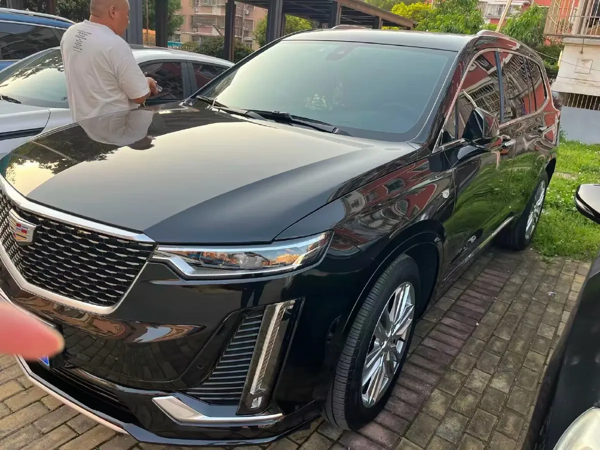 2022 Cadillac XT6 2.0T 237HP L4 9AT,autocango,china used car exporter,china ev exporter,chinese used car exporter,chinese used ev exporter