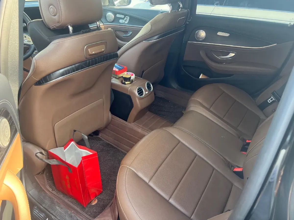 2020 Mercedes-Benz E Class 2.0T 258HP L4 9AT,autocango,china used car exporter,china ev exporter,chinese used car exporter,chinese used ev exporter