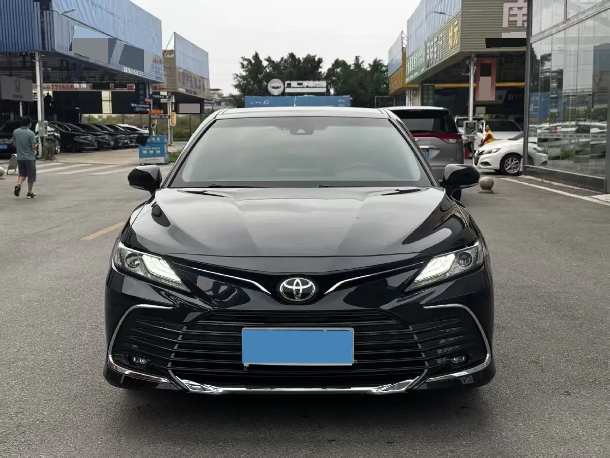 2021 Toyota Camry 2.5L 209HP L4 8AT,autocango,china used car exporter,china ev exporter,chinese used car exporter,chinese used ev exporter
