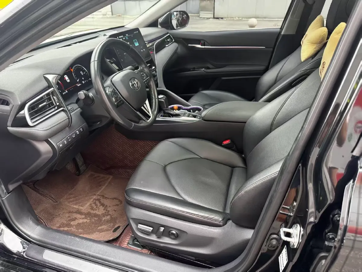 2021 Toyota Camry 2.5L 209HP L4 8AT,autocango,china used car exporter,china ev exporter,chinese used car exporter,chinese used ev exporter