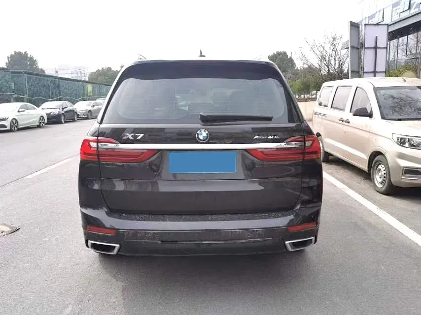 2020 BMW X7 3.0T 340HP L6 8AT,autocango,china used car exporter,china ev exporter,chinese used car exporter,chinese used ev exporter
