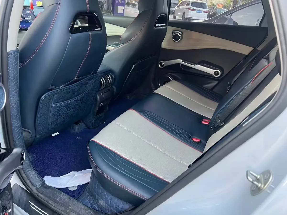 2022 Hycan Z03 BEV 64.23KWH,autocango,china used car exporter,china ev exporter,chinese used car exporter,chinese used ev exporter