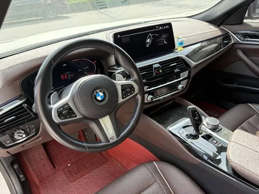 2021 BMW 5 Series 2.0T 252HP L4 8AT,autocango,china used car exporter,china ev exporter,chinese used car exporter,chinese used ev exporter