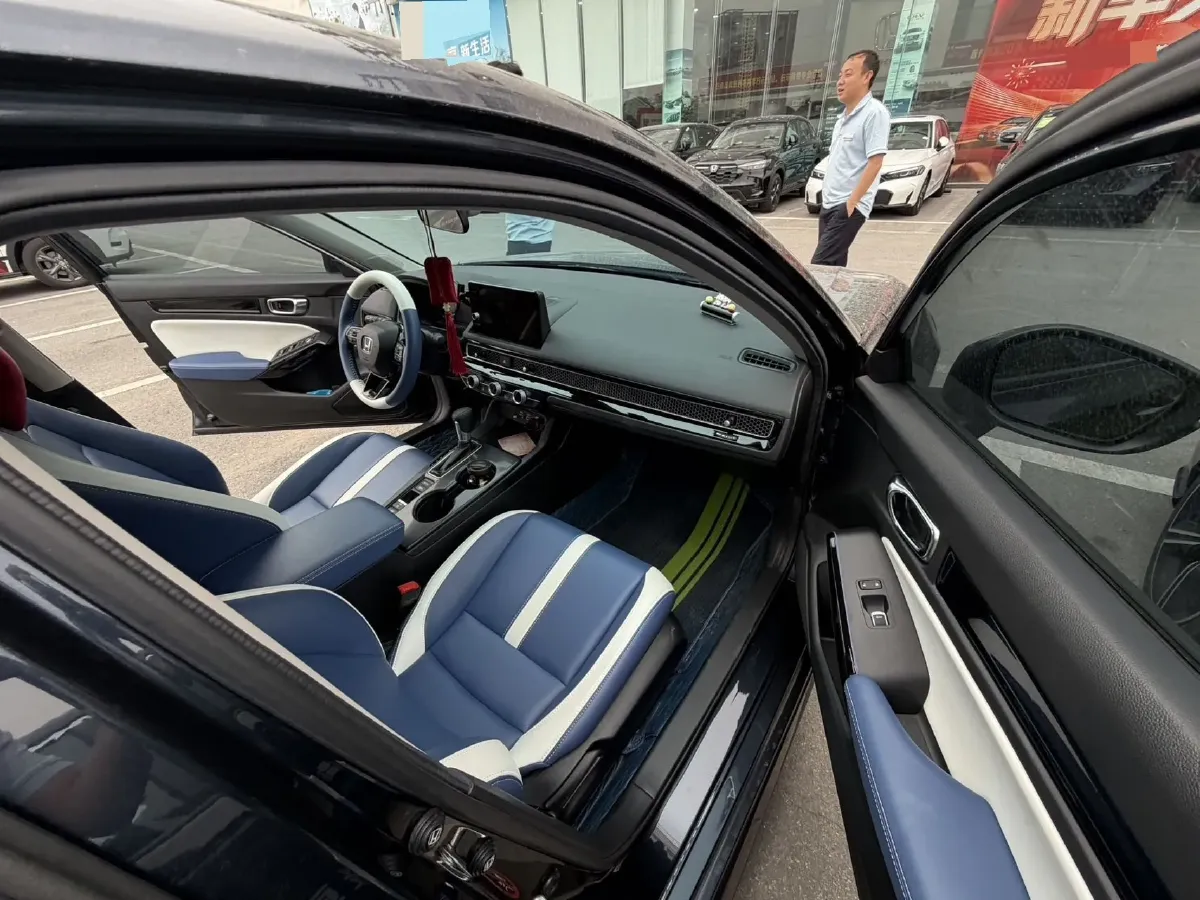 2022 Honda Civic 1.5T 182HP L4 CVT,autocango,china used car exporter,china ev exporter,chinese used car exporter,chinese used ev exporter