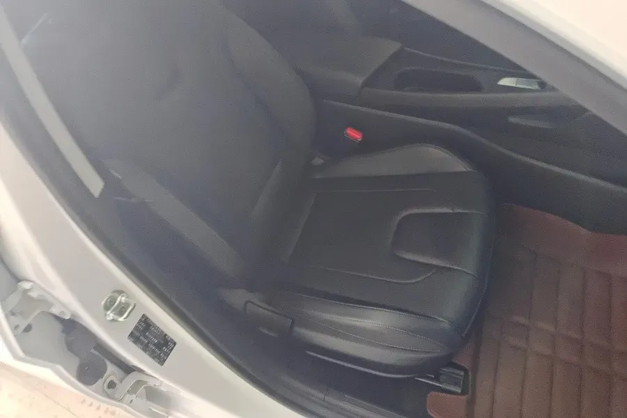 2023 Hyundai Elantra 1.5L 115HP L4 CVT,autocango,china used car exporter,china ev exporter,chinese used car exporter,chinese used ev exporter