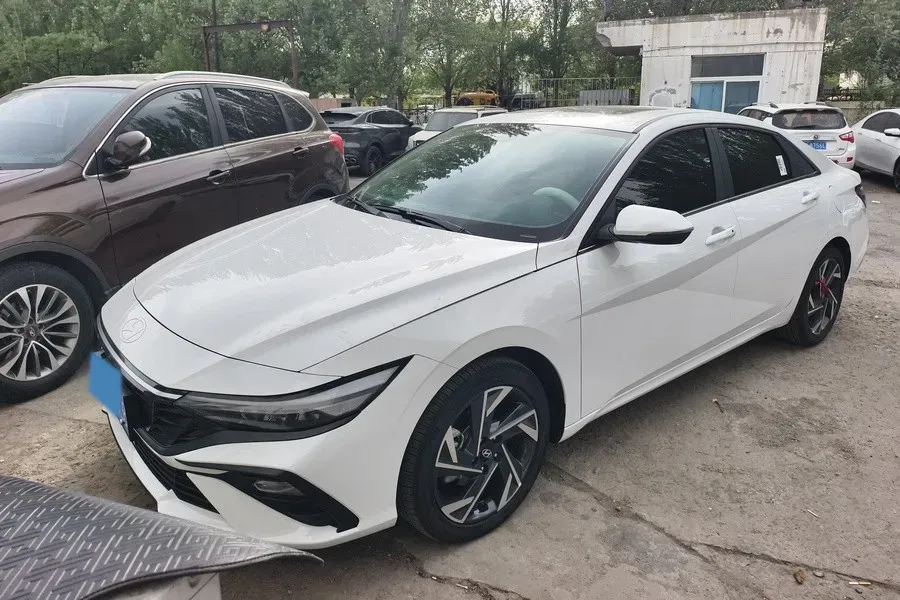 2023 Hyundai Elantra 1.5L 115HP L4 CVT,autocango,china used car exporter,china ev exporter,chinese used car exporter,chinese used ev exporter