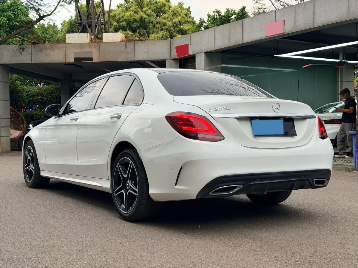 2021 Mercedes-Benz C Class 1.5T 184HP L4 9AT,autocango,china used car exporter,china ev exporter,chinese used car exporter,chinese used ev exporter