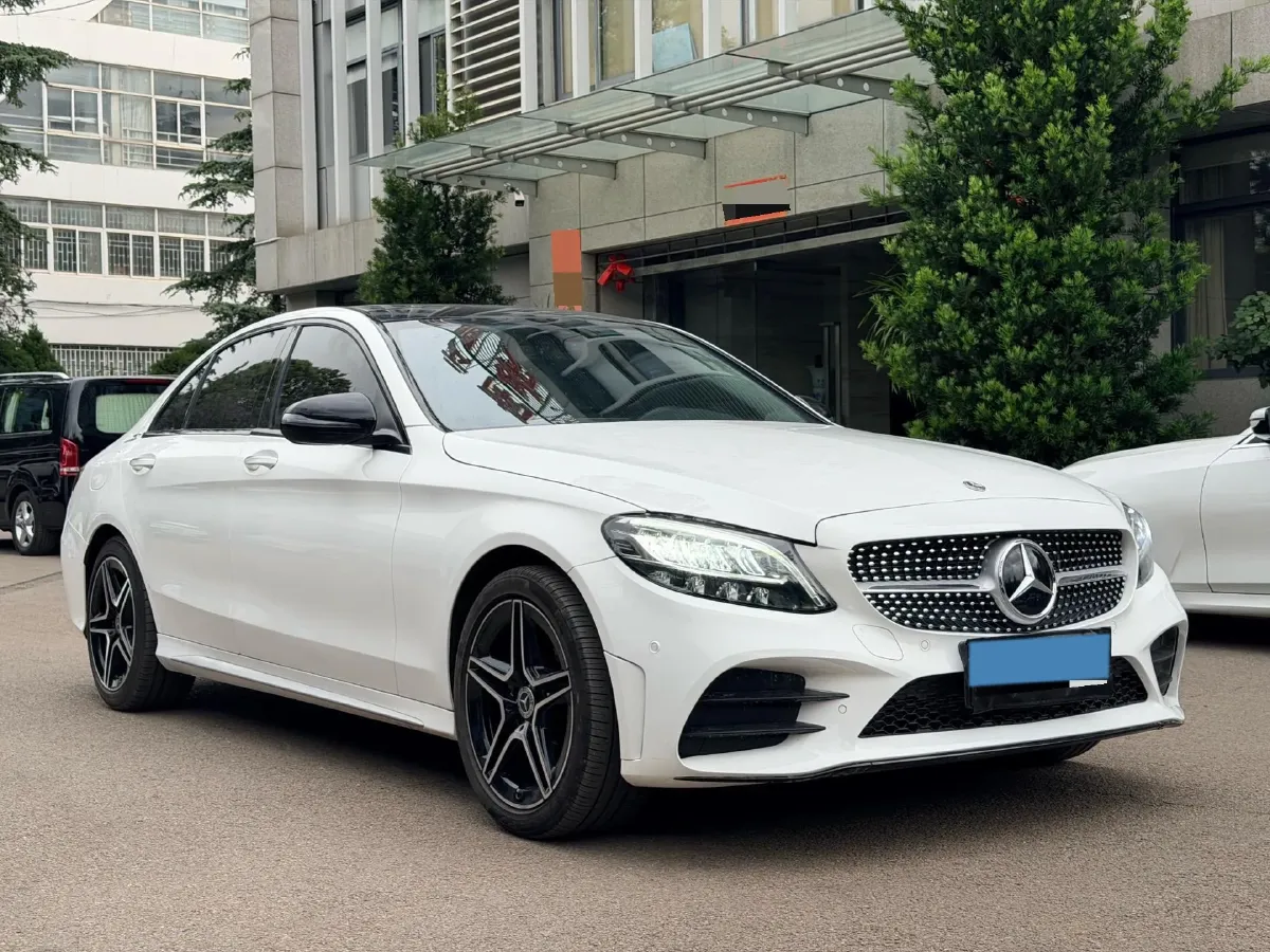 2021 Mercedes-Benz C Class 1.5T 184HP L4 9AT,autocango,china used car exporter,china ev exporter,chinese used car exporter,chinese used ev exporter