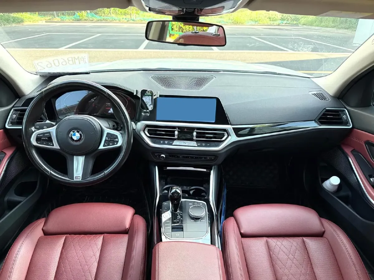 2021 BMW 3 Series 2.0T 156HP L4 8AT,autocango,china used car exporter,china ev exporter,chinese used car exporter,chinese used ev exporter