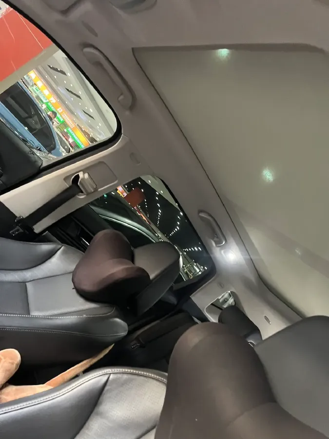 2021 WEY VV6 2.0T 227HP L4 7DCT,autocango,china used car exporter,china ev exporter,chinese used car exporter,chinese used ev exporter