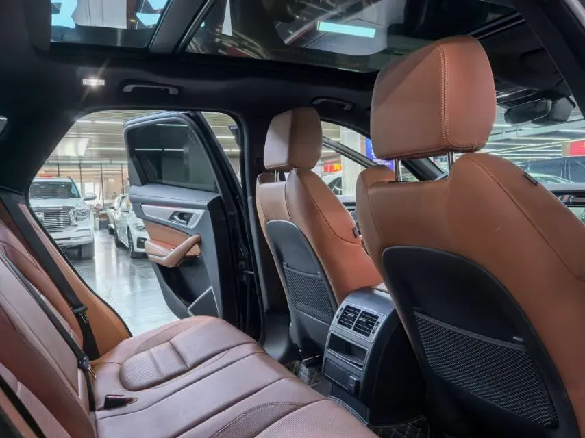 2024 Jaguar F-PACE 2.0T 250HP L4 8AT,autocango,china used car exporter,china ev exporter,chinese used car exporter,chinese used ev exporter