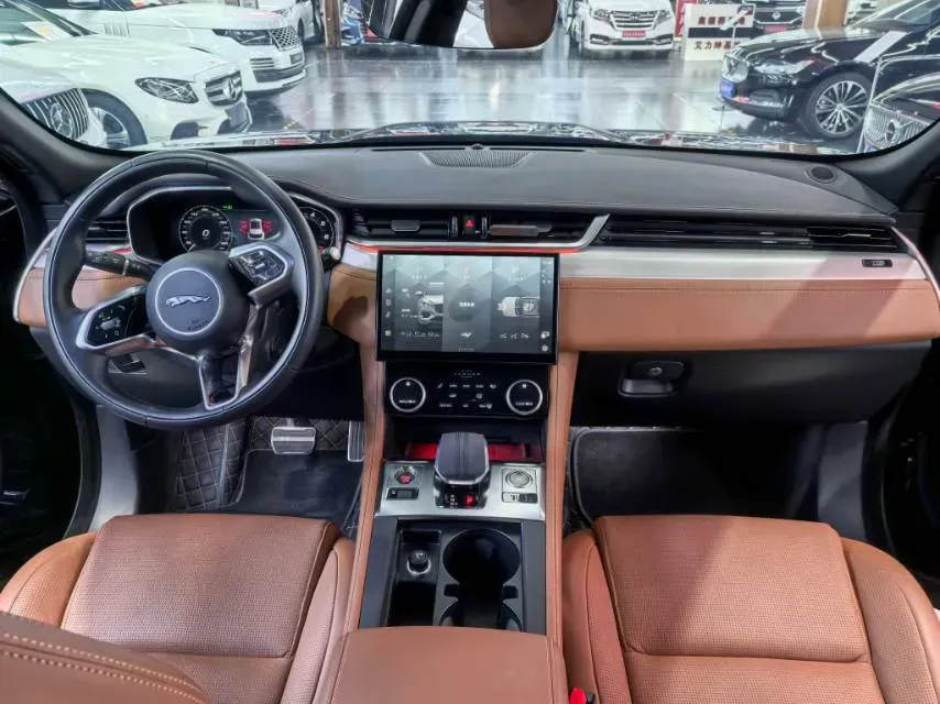 2024 Jaguar F-PACE 2.0T 250HP L4 8AT,autocango,china used car exporter,china ev exporter,chinese used car exporter,chinese used ev exporter