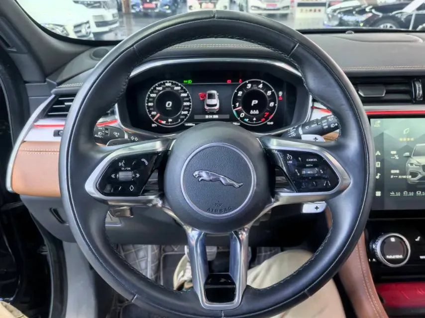 2024 Jaguar F-PACE 2.0T 250HP L4 8AT,autocango,china used car exporter,china ev exporter,chinese used car exporter,chinese used ev exporter