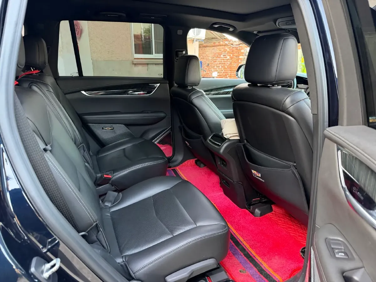 2021 Cadillac XT6 2.0T 237HP L4 9AT,autocango,china used car exporter,china ev exporter,chinese used car exporter,chinese used ev exporter