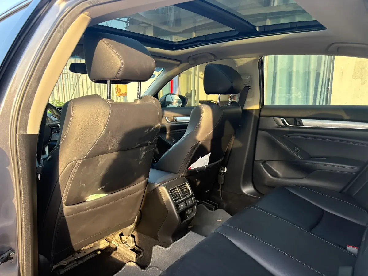 2018 Honda Accord 1.5T 194HP L4 CVT,autocango,china used car exporter,china ev exporter,chinese used car exporter,chinese used ev exporter