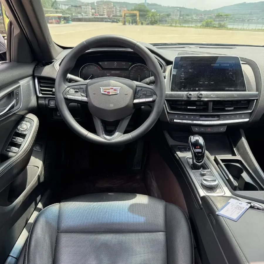 2021 Cadillac CT5 2.0T 237HP L4 10AT,autocango,china used car exporter,china ev exporter,chinese used car exporter,chinese used ev exporter