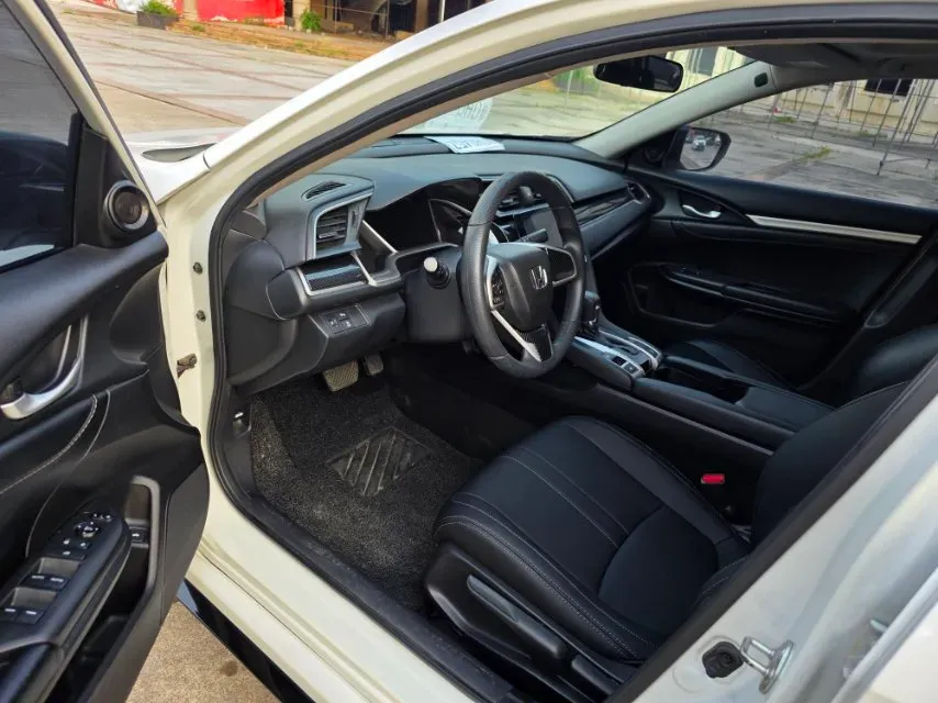 2019 Honda Civic 1.5T 177HP L4 CVT,autocango,china used car exporter,china ev exporter,chinese used car exporter,chinese used ev exporter