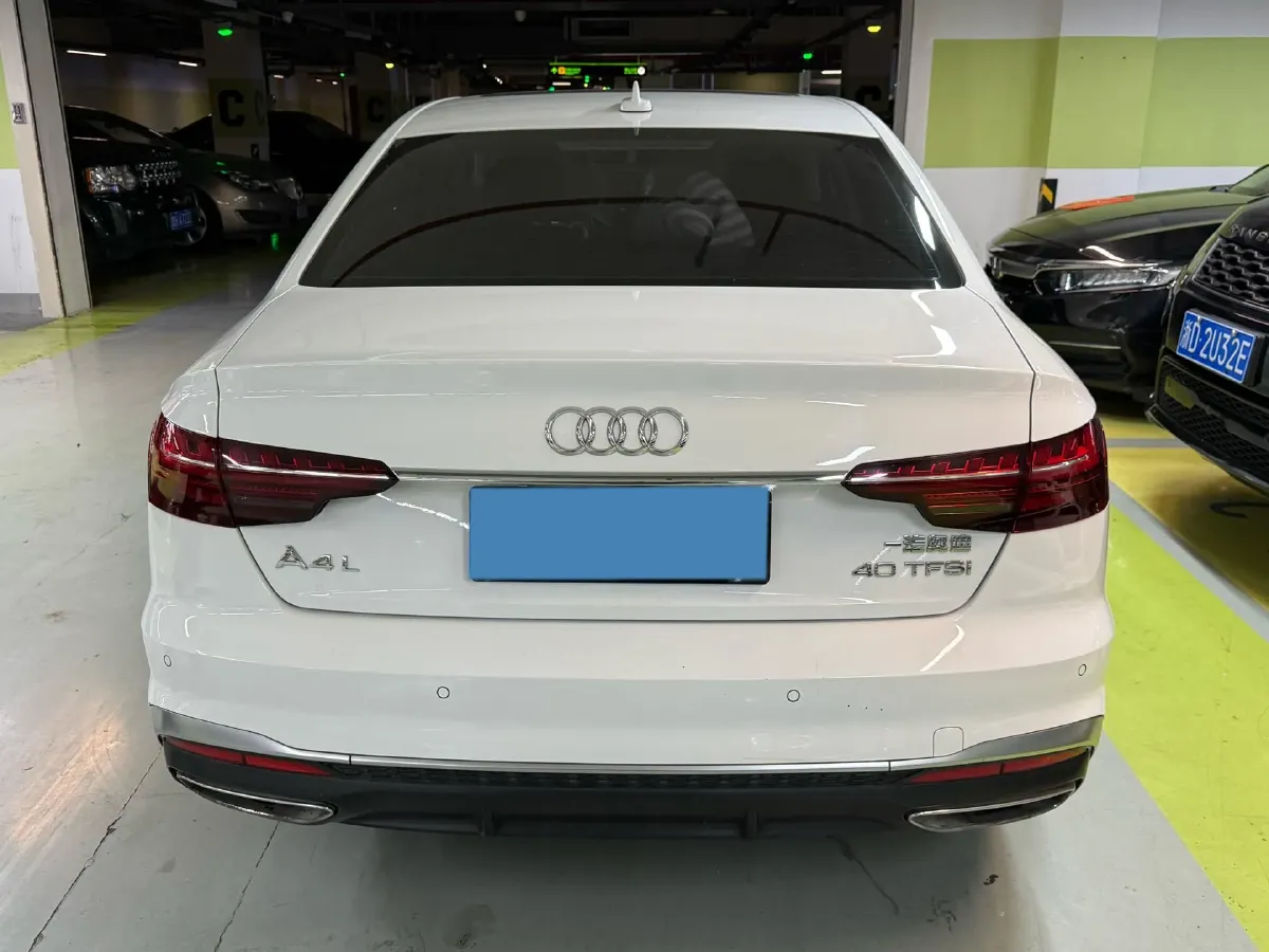 2020 Audi A4L 2.0T 190HP L4 7DCT,autocango,china used car exporter,china ev exporter,chinese used car exporter,chinese used ev exporter