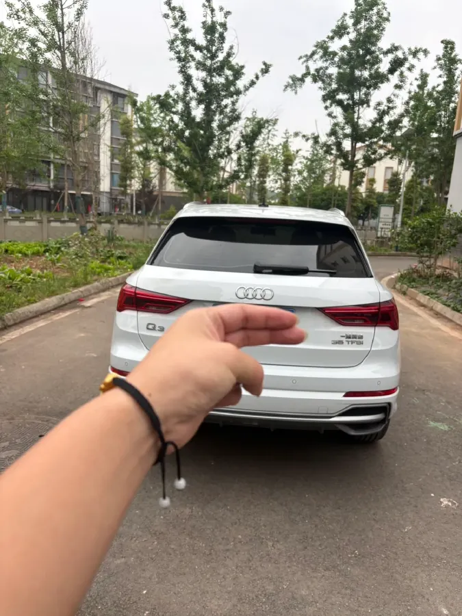 2023 Audi Q3 1.5T 160HP L4 7DCT,autocango,china used car exporter,china ev exporter,chinese used car exporter,chinese used ev exporter