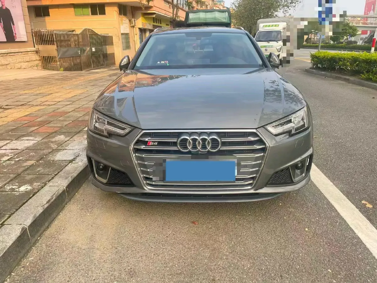 2020 Audi A4 2.0T 190HP L4 7DCT,autocango,china used car exporter,china ev exporter,chinese used car exporter,chinese used ev exporter