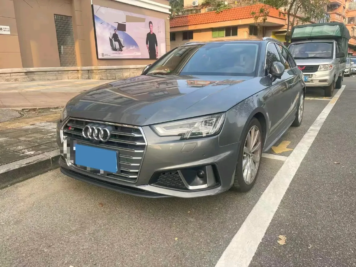 2020 Audi A4 2.0T 190HP L4 7DCT,autocango,china used car exporter,china ev exporter,chinese used car exporter,chinese used ev exporter
