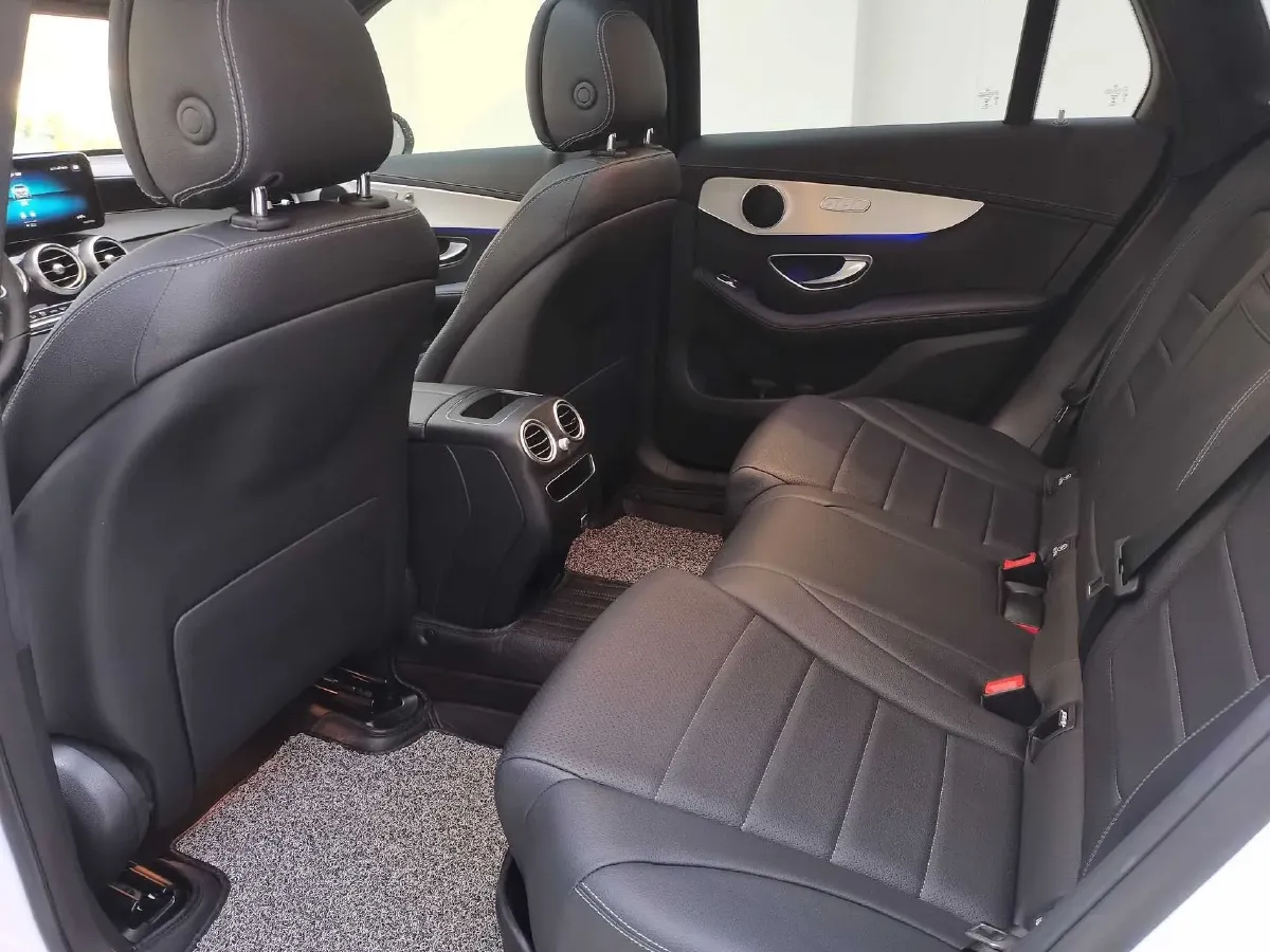 2021 Mercedes-Benz GLC Class 2.0T 197HP L4 9AT,autocango,china used car exporter,china ev exporter,chinese used car exporter,chinese used ev exporter