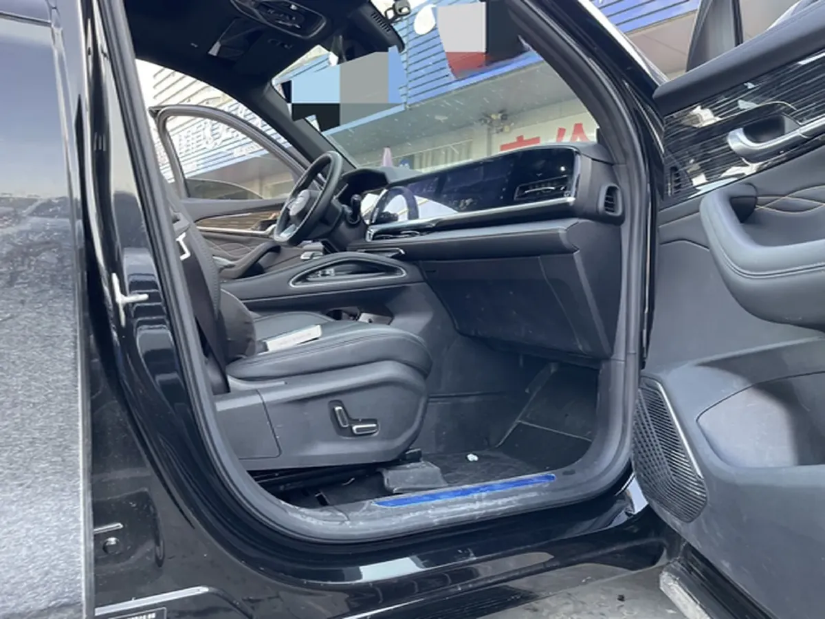 2024 Geely Monjaro 2.0T 218HP L4 7DCT,autocango,china used car exporter,china ev exporter,chinese used car exporter,chinese used ev exporter