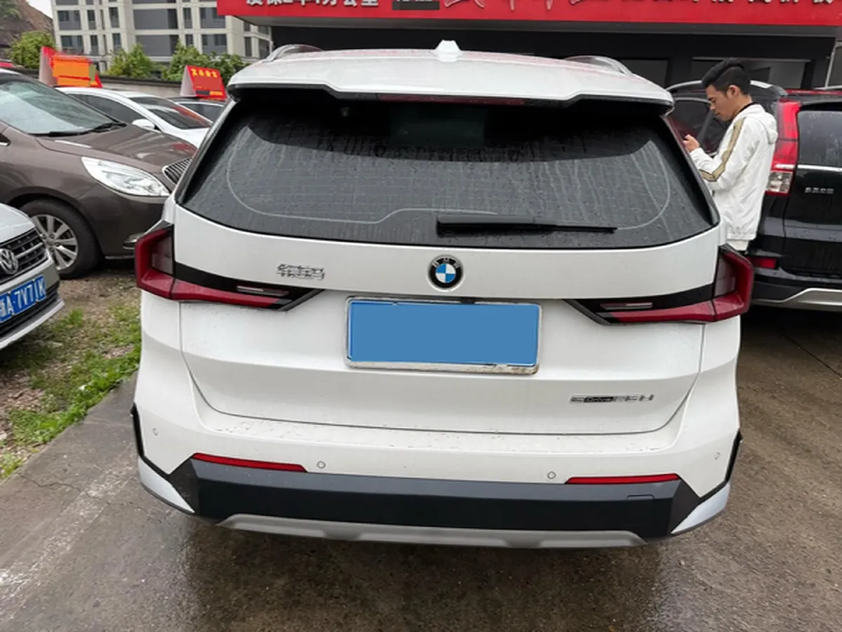 2024 BMW X1 2.0T 204HP L4 7DCT,autocango,china used car exporter,china ev exporter,chinese used car exporter,chinese used ev exporter