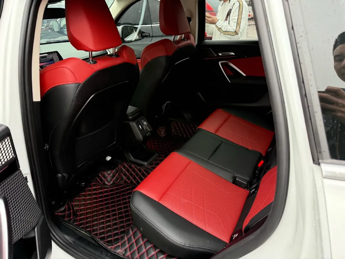 2024 BMW X1 2.0T 204HP L4 7DCT,autocango,china used car exporter,china ev exporter,chinese used car exporter,chinese used ev exporter