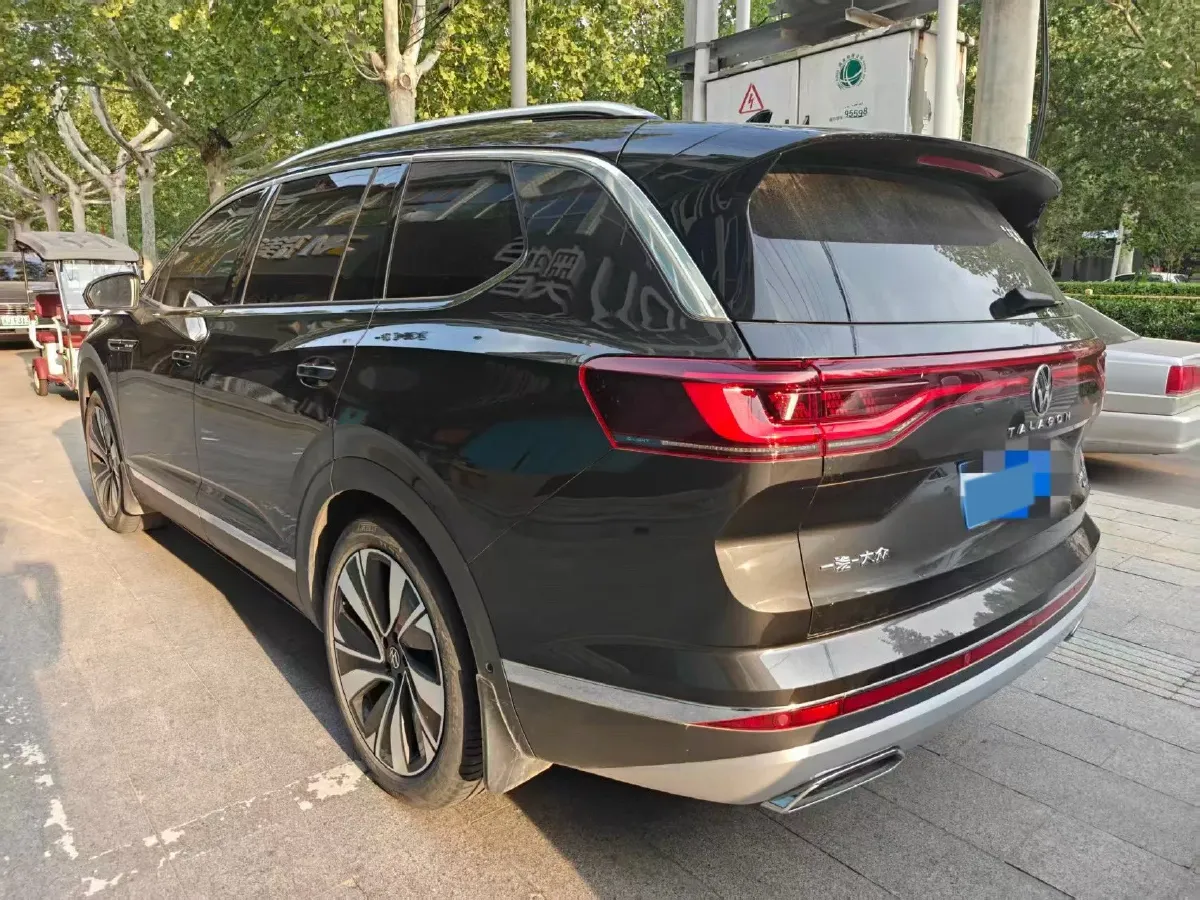 2023 Volkswagen Talagon 2.0T 220HP L4 7DCT,autocango,china used car exporter,china ev exporter,chinese used car exporter,chinese used ev exporter
