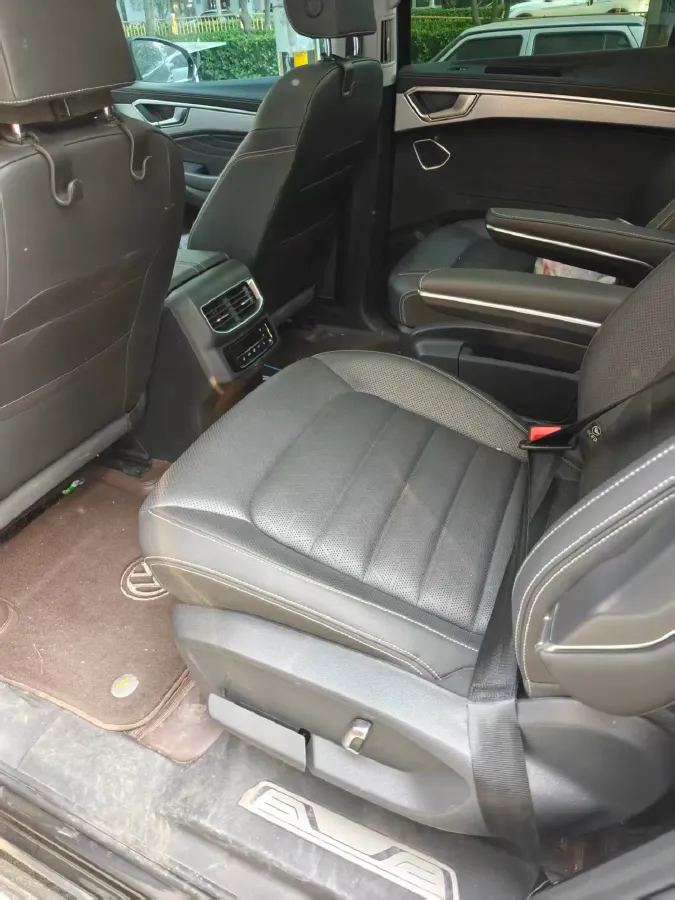 2023 Volkswagen Talagon 2.0T 220HP L4 7DCT,autocango,china used car exporter,china ev exporter,chinese used car exporter,chinese used ev exporter