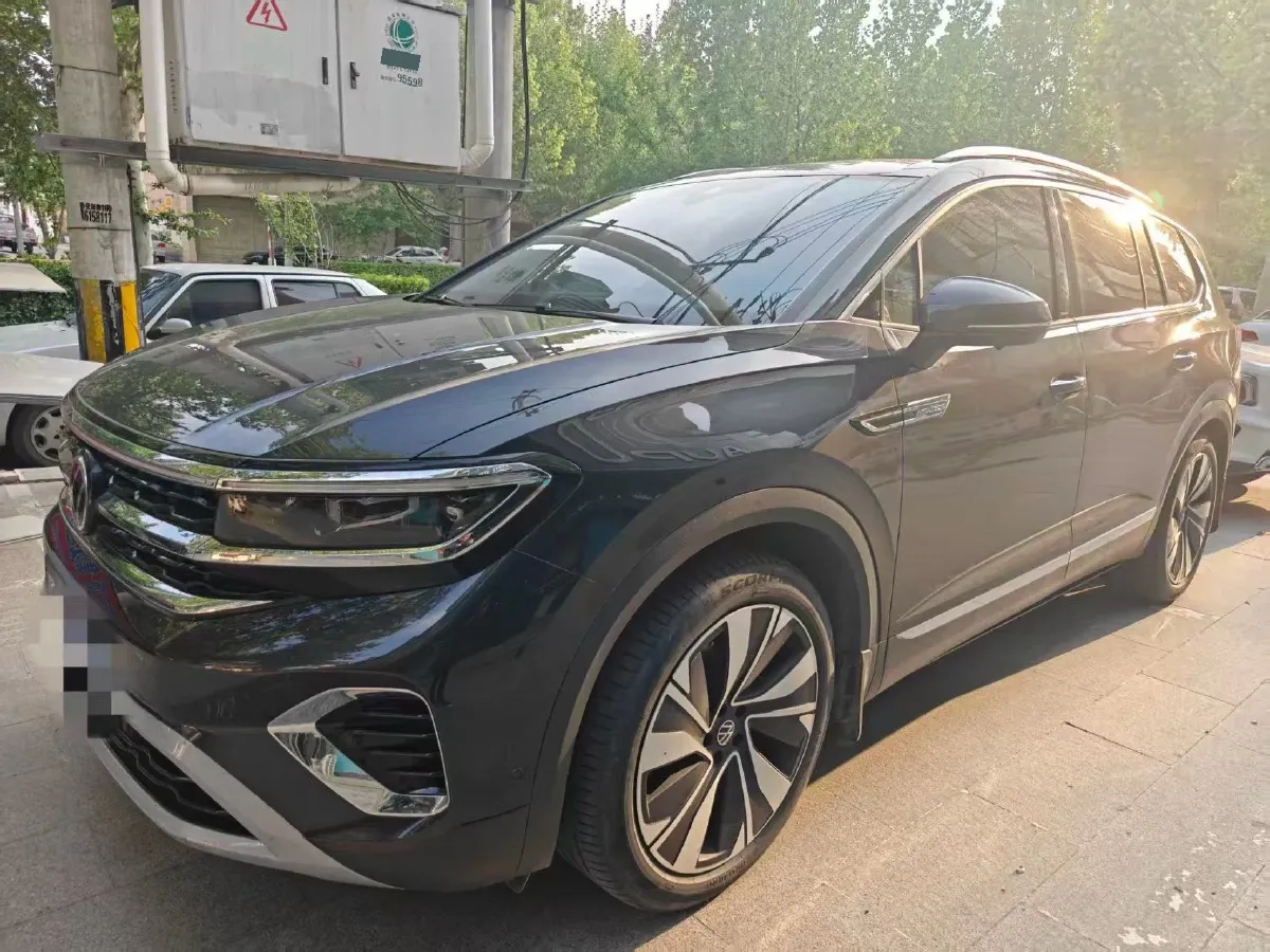 2023 Volkswagen Talagon 2.0T 220HP L4 7DCT,autocango,china used car exporter,china ev exporter,chinese used car exporter,chinese used ev exporter