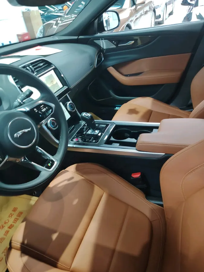 2024 Jaguar XEL 2.0T 250HP L4 8AT,autocango,china used car exporter,china ev exporter,chinese used car exporter,chinese used ev exporter
