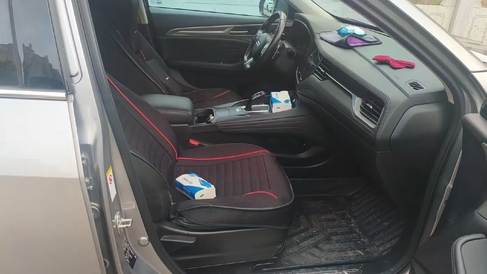 2020 Haval F7 1.5T 169HP L4 7DCT,autocango,china used car exporter,china ev exporter,chinese used car exporter,chinese used ev exporter