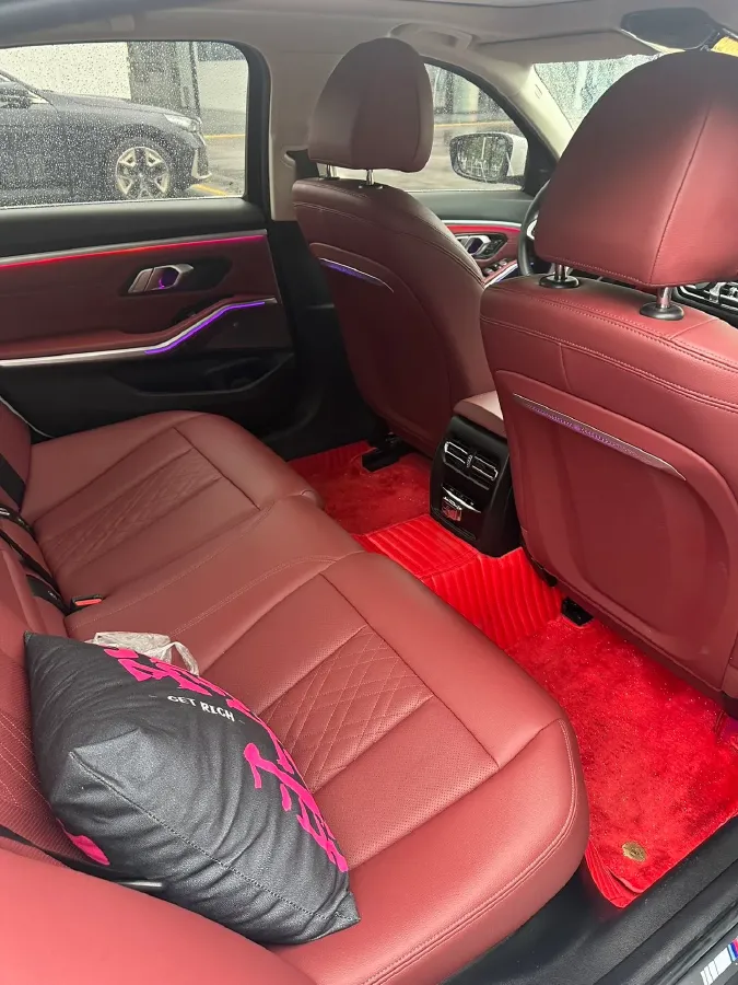 2023 BMW 3 Series 2.0T 156HP L4 8AT,autocango,china used car exporter,china ev exporter,chinese used car exporter,chinese used ev exporter