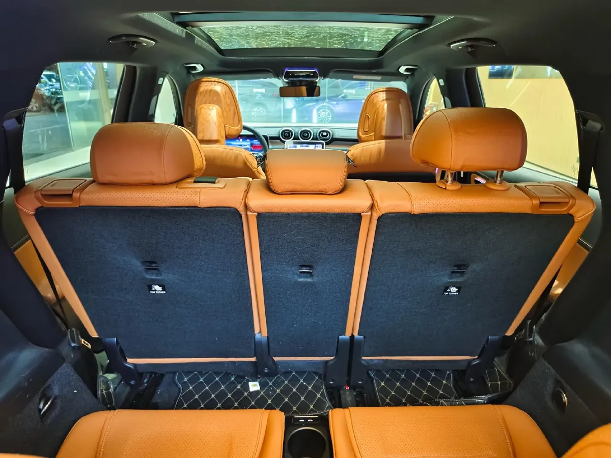 2023 Mercedes-Benz GLC Class 2.0T 204HP L4 9AT,autocango,china used car exporter,china ev exporter,chinese used car exporter,chinese used ev exporter