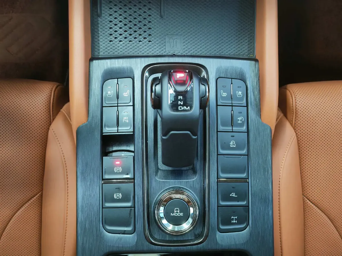 2024 Haval H9 2.0T 224HP L4 8AT,autocango,china used car exporter,china ev exporter,chinese used car exporter,chinese used ev exporter