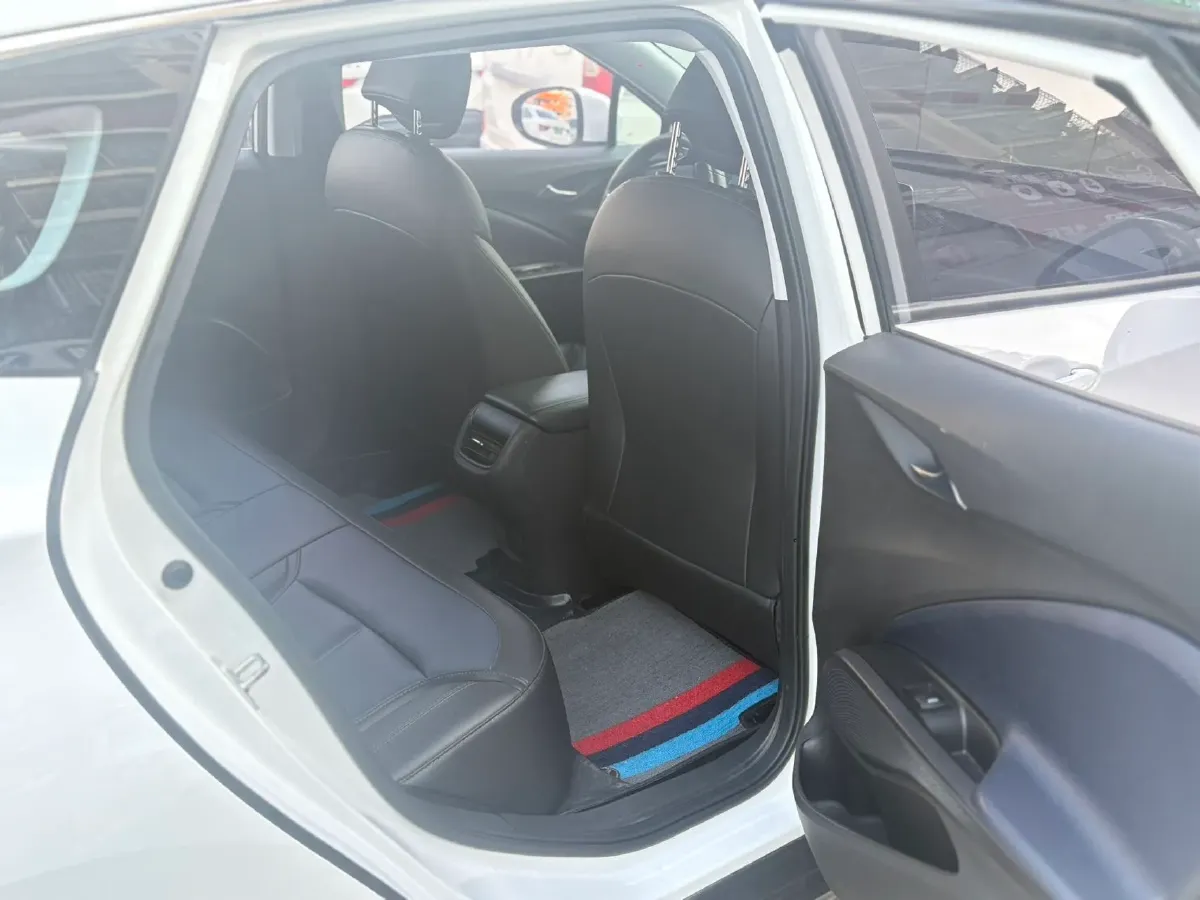 2023 Buick Velite 6 BEV 50.3KWH,autocango,china used car exporter,china ev exporter,chinese used car exporter,chinese used ev exporter