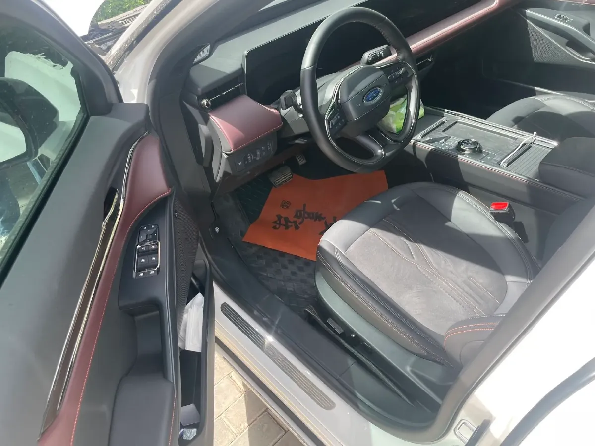 2022 Ford Mondeo 2.0T 238HP L4 8AT,autocango,china used car exporter,china ev exporter,chinese used car exporter,chinese used ev exporter