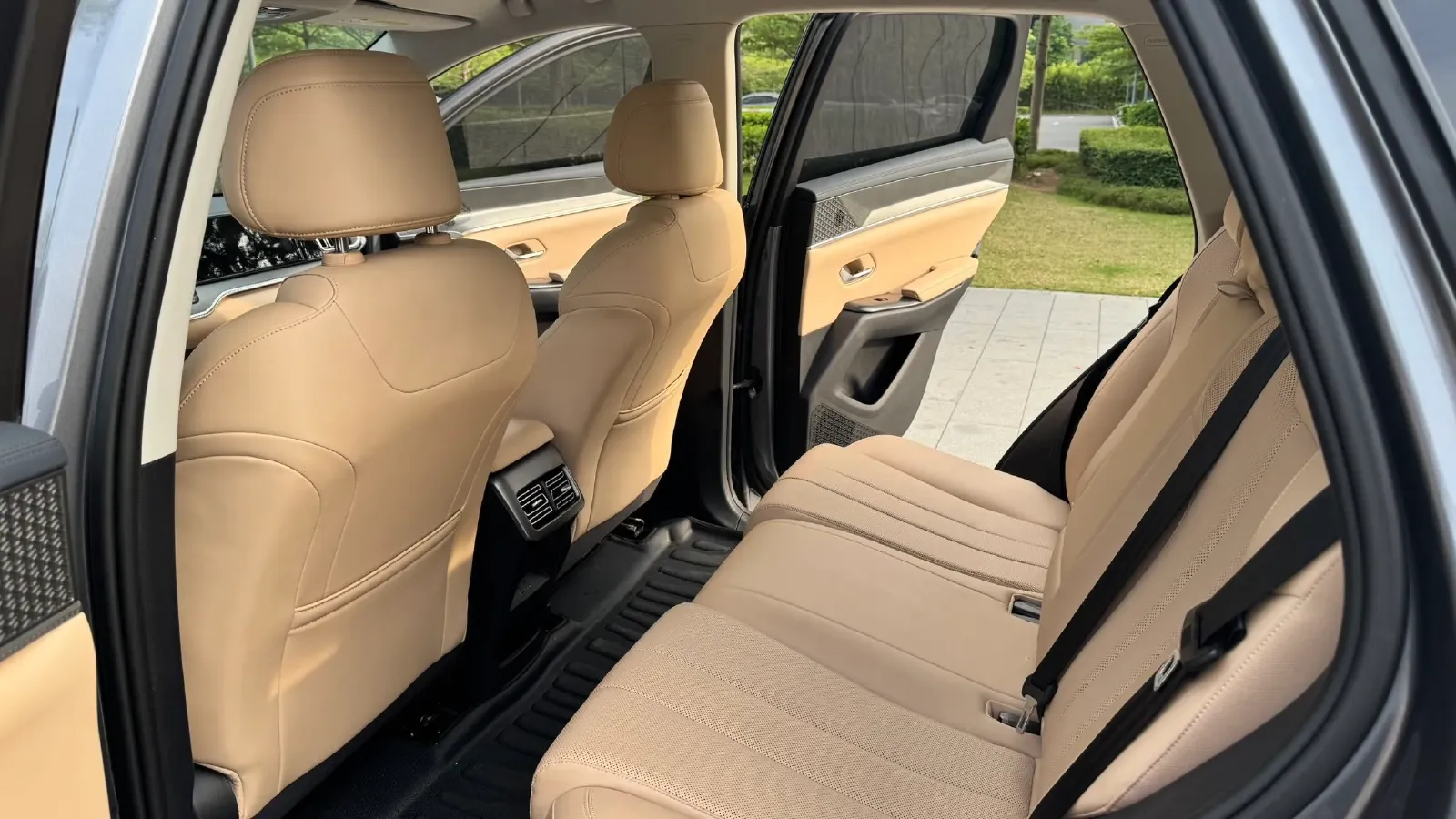 2025 BYD Song Pro 1.5L 101HP L4 E-CVT PHEV 18.3KWH,autocango,china used car exporter,china ev exporter,chinese used car exporter,chinese used ev exporter