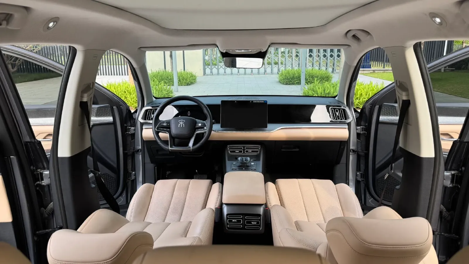 2025 BYD Song Pro 1.5L 101HP L4 E-CVT PHEV 18.3KWH,autocango,china used car exporter,china ev exporter,chinese used car exporter,chinese used ev exporter