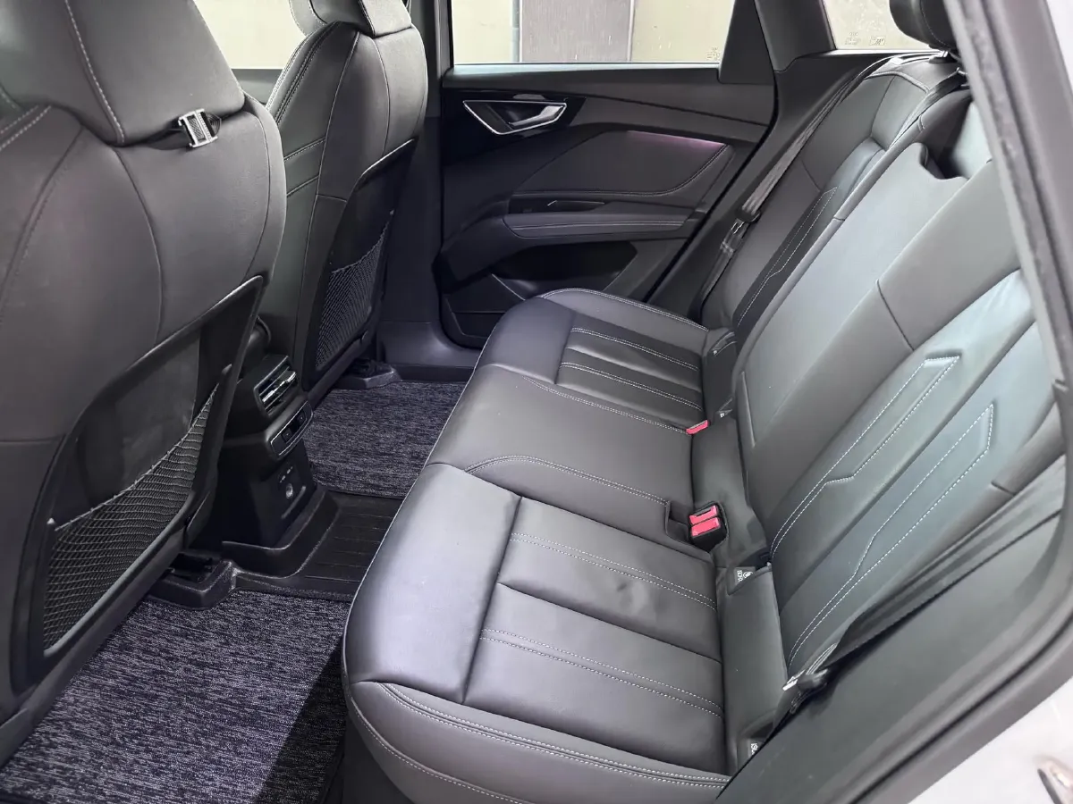 2023 Audi Q4 e-tron BEV 84.8KWH,autocango,china used car exporter,china ev exporter,chinese used car exporter,chinese used ev exporter