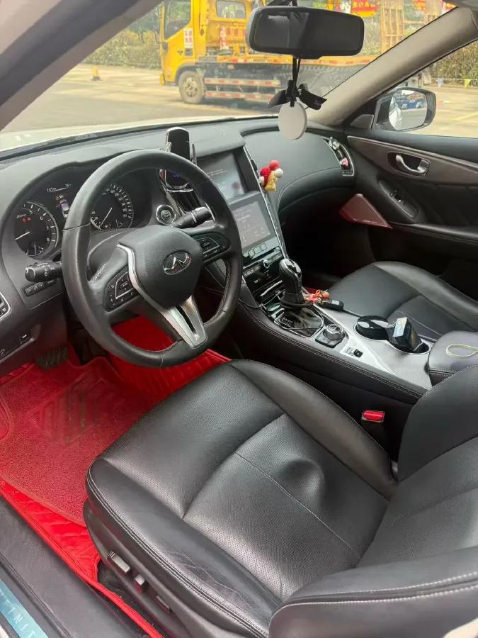 2018 Jeep Grand Commander 2.0T 265HP L4 9AT,autocango,china used car exporter,china ev exporter,chinese used car exporter,chinese used ev exporter