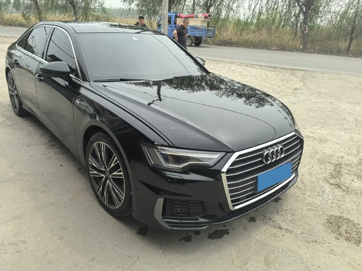 2021 Audi A6L 2.0T 224HP L4 7DCT,autocango,china used car exporter,china ev exporter,chinese used car exporter,chinese used ev exporter