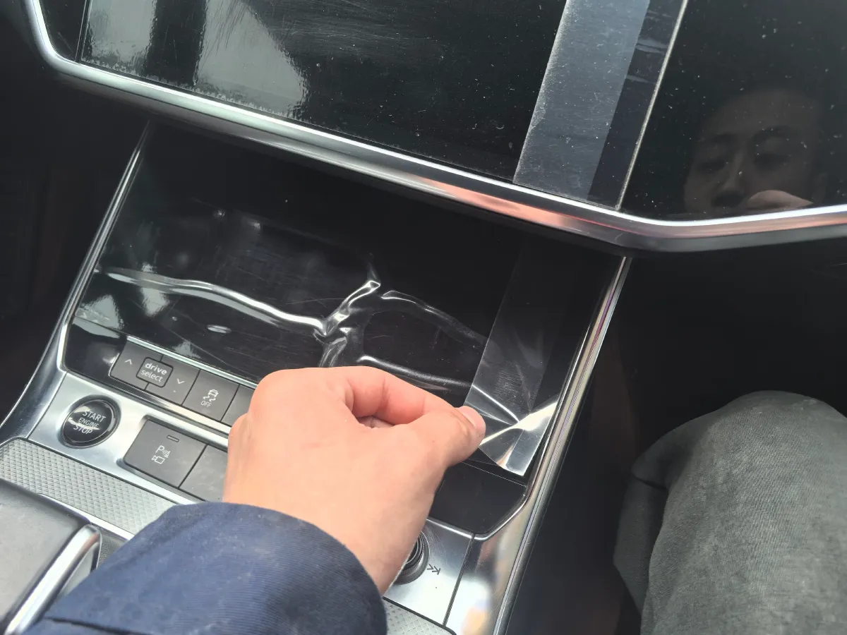 2021 Audi A6L 2.0T 224HP L4 7DCT,autocango,china used car exporter,china ev exporter,chinese used car exporter,chinese used ev exporter