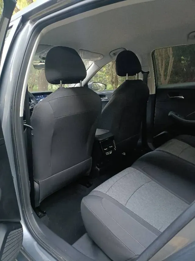 2023 Roewe i5 1.5L 129HP L4 5MT,autocango,china used car exporter,china ev exporter,chinese used car exporter,chinese used ev exporter