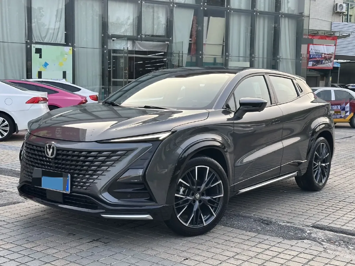 2023 ChangAn UNI-T 1.5T 188HP L4 7DCT,autocango,china used car exporter,china ev exporter,chinese used car exporter,chinese used ev exporter